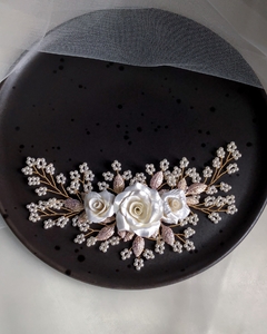 Grinalda Floral Chuva de Pérola - comprar online