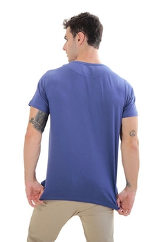 CAMISETA PREMIUM PIMA AZUL ROYAL - loja online