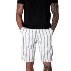 BERMUDA MASCULINA LISTRAS VERTICAIS BRANCO/PRETO - comprar online