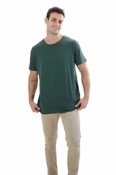 CAMISETA PREMIUM PIMA VERDE AMAZÔNIA - comprar online
