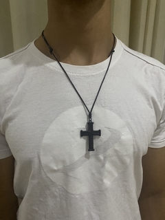 Cordão casual Cruz Força e Coragem