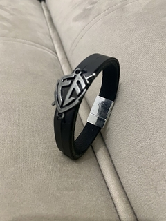 Pulseira de couro com Pingente Fé