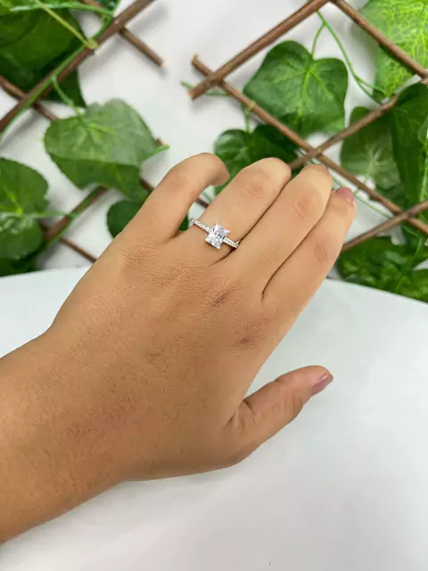 Anel Quadrado Meia Aliança