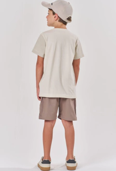 Conjunto Lucboo de Camiseta em Meia Malha e Bermuda em Sarja Stretch - Amora