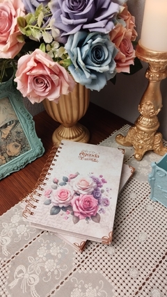 Agenda VINTAGE Tons de Rosa 2025 1 Dia por Página capa - comprar online