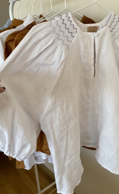 Blusa Hortensia Off White - Tilo Clothing