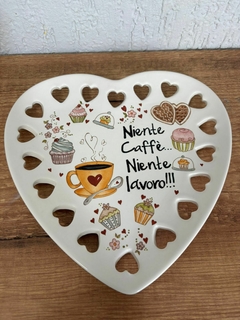 PRATO CORAÇÃO VAZADO GDE
