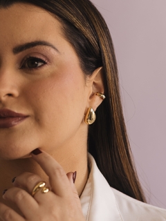 Brinco Gota Lisa Banhado a Ouro 18K - comprar online