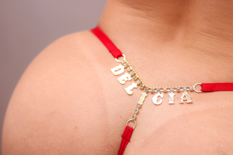 Calcinha com frase em Strass vermelha