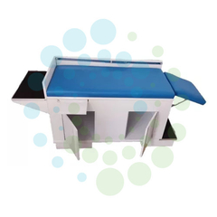 mesa exploracion pediatrica