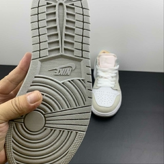 Air Jordan 1 Low Aj1 Dn1635100 na internet