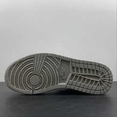 Air Jordan 1 Low Aj1 Dn1635100 na internet