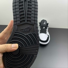 Air Jordan 1 Low Aj1 553560101 na internet