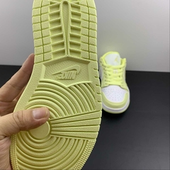 Air Jordan 1 Low Dc0774007 na internet