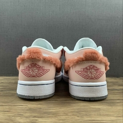 Air Jordan 1 Low Dc0774105 na internet