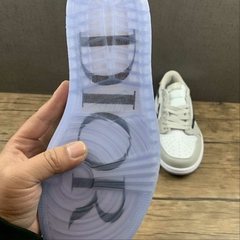 Air Jordan 1 Low Dior Cn8608002 na internet