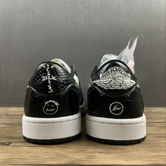 Air Jordan 1 Low Dm7866188 na internet