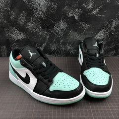Air Jordan 1 Low 553558117
