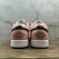 Air Jordan 1 Low 553560800 na internet