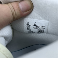Imagem do Air Jordan 1 Mid Aj1 Cn5738100