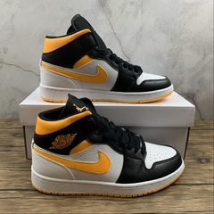 Imagem do Air Jordan 1 Mid Aj1 Cv5276107