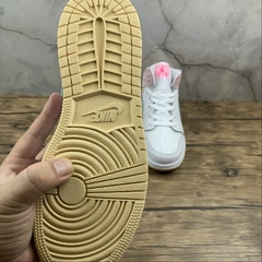 Air Jordan 1 Mid Aj1 Dd1666100 na internet