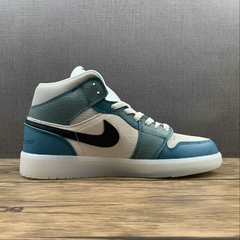 Air Jordan 1 Mid Aj1 Dm9601200 - comprar online