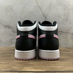 Air Jordan 1 Mid Aj1 555112103 na internet