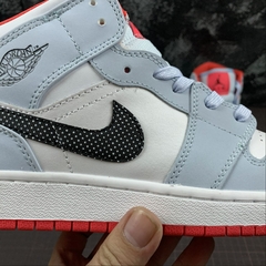 Air Jordan 1 Mid Aj1 555112400