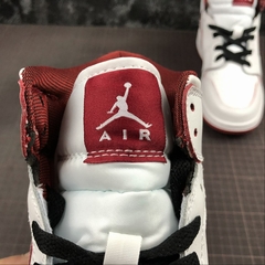 Air Jordan 1 Mid Gs 554725103 - loja online
