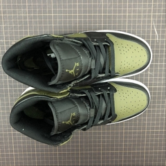 Imagem do Air Jordan 1 Mid Gs 554725301