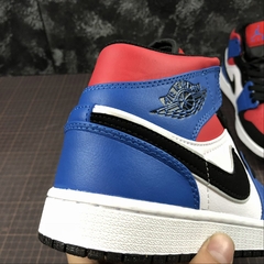 Air Jordan 1 Mid 554725124 na internet