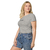 Camiseta básica de tecido orgânico feminina - Calma, caraio.