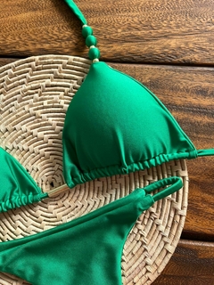 Biquíni Cortininha Detalhes na internet