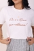 T-shirt Estampada Ele É O Deus Que Restaura - LOVE LINDA