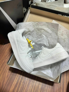 NIKE AIR FORCE