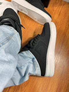 NIKE AIR FORCE PRETO/CARDAÇO GROSSO - loja online