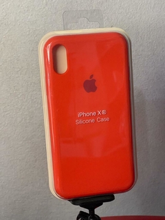 Funda Silicone case iPhone Xr en internet