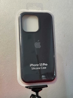 Funda Silicone case iPhone 13 Pro en internet