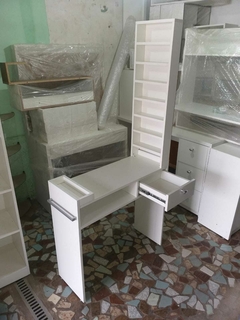 Mesa manicure com expositor - comprar online