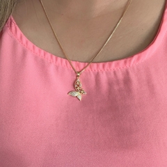 Colar borboleta cravejado banho ouro 18k na internet