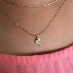 Choker Dupla coração cravejado banho ouro 18k na internet