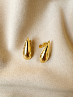 Brinco Gota Ivy - em banho ouro 18k