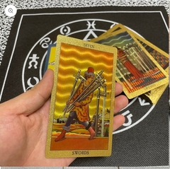 Imagem do Baralho Especial 78 cartas Gold Foil Tarot - raider - waite