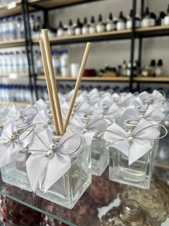 Lembrancinha Cubo 50ml 20 unidades - Atelie Mari Venâncio