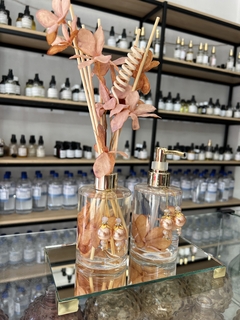 Kit Torre Cristal 200ml com Flor Vanila Daslu na internet