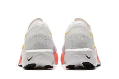 Nike ZoomX Vaporfly Next %3 Ténis de Corrida DV4129-100 na internet