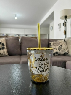 Vaso glitter dorado con bombilla