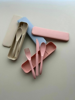 Cubiertos con estuche