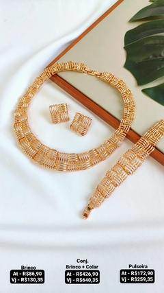 Colar, brinco e pulseira - Preço na foto